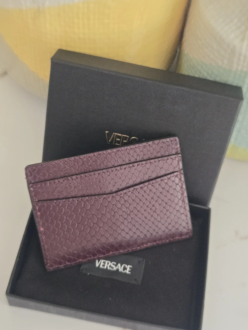NIB Versace Medusa Biggie Burgundy Snakeskin Leather Card Case Unisex